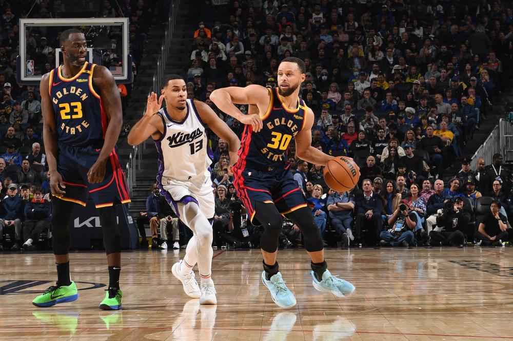 更是战术执 更是战术执