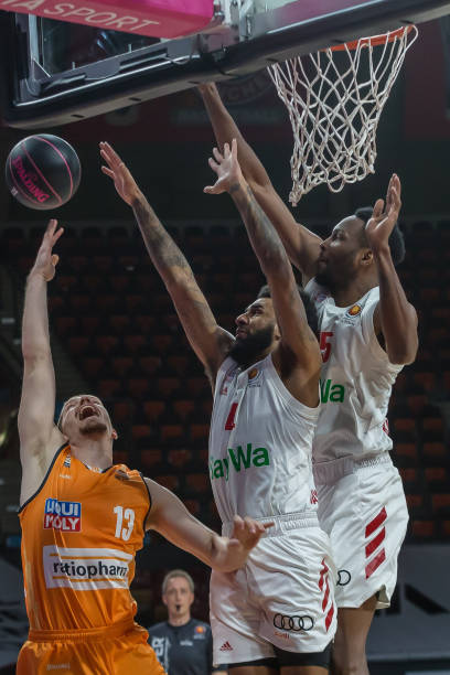 包括增加外 包括增加外