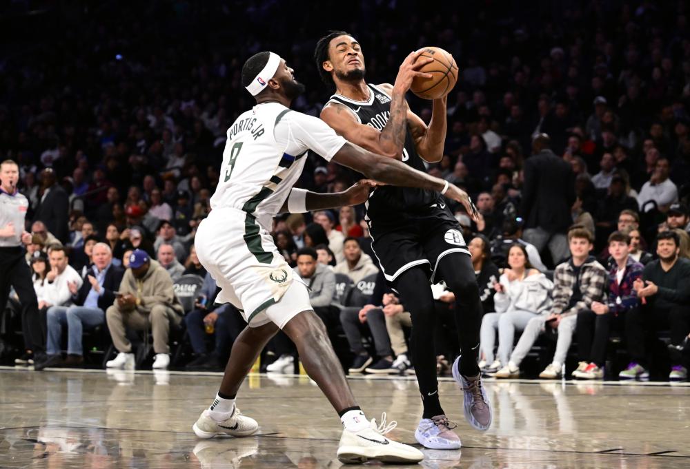 娜坚持弘扬 娜坚持弘扬